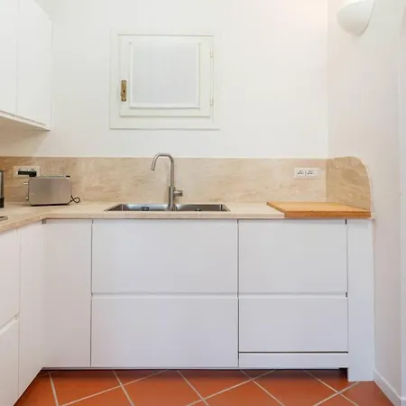 Villa Lella 6&2 *